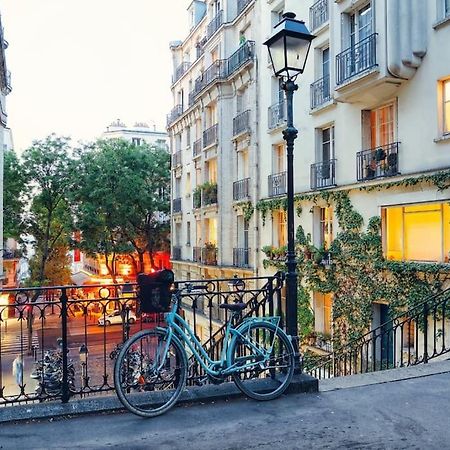 Relax In A Stylish Flat In Montmartre Apartamento Paris Exterior foto