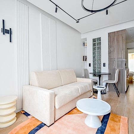 Relax In A Stylish Flat In Montmartre Apartamento Paris Exterior foto